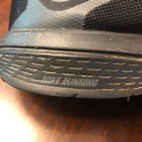 Nike women's FS Lite Run Black Running Shoe Size 9.5 - Picture 10 of 11